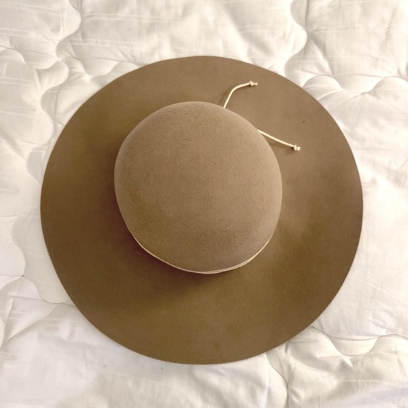 👒 Anthropologie Taupe Felt Floppy Hat - Picture 1 of 6